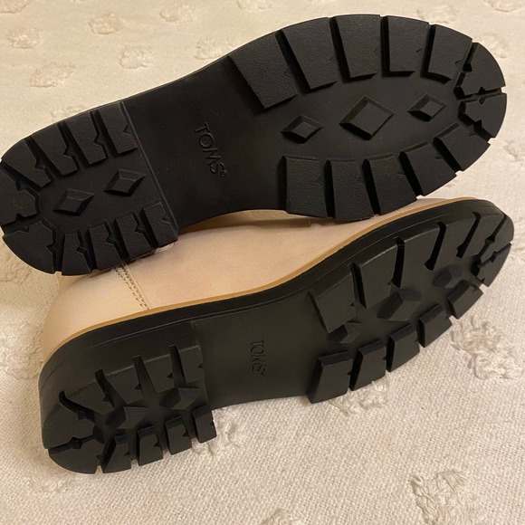 Toms Skylar Puffer Sahara Nubuck Cream Tan Chelsea Lug Sole Ankle Boot - Picture 7 of 7